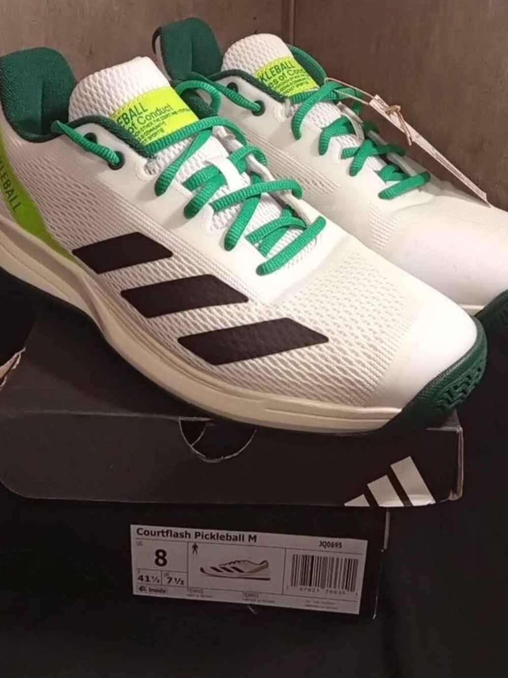 Adidas Courtflash Pickleball Sneakers in White & Green Mens size 8